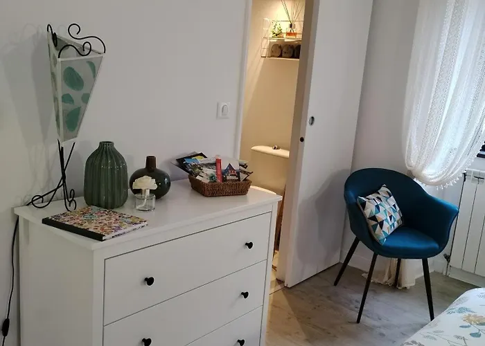 D'hotes L'ecrin Du Quercy Frühstückspension Figeac