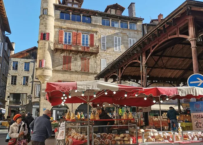 D'hotes L'ecrin Du Quercy Frühstückspension Figeac